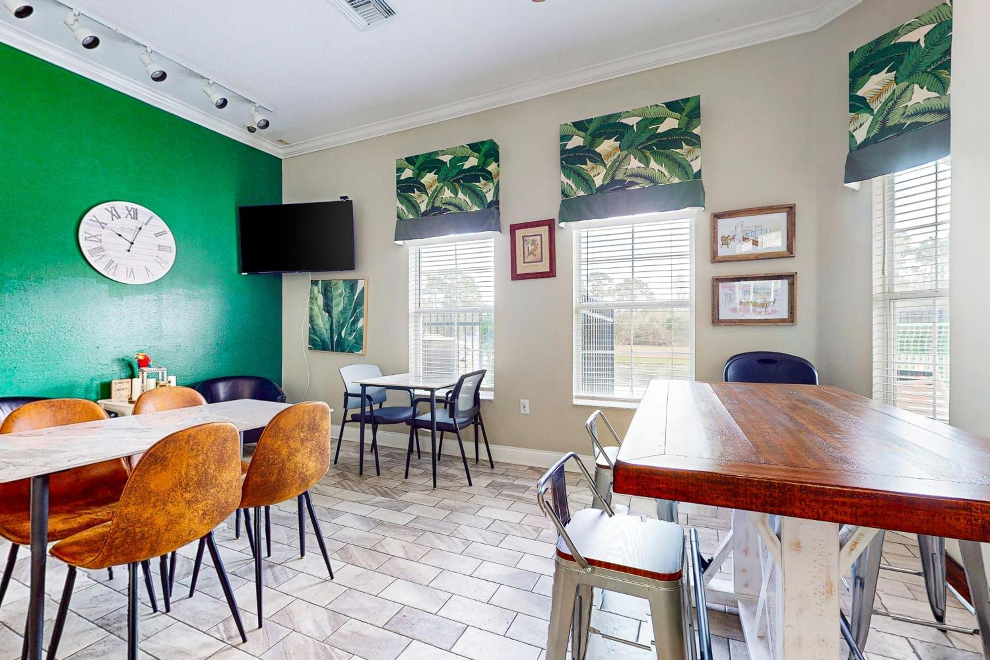 Emerald Island Gem * Kissimmee